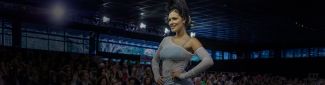 Modelo desfila na Fevest em Friburgo